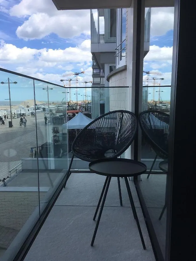 Charmant Appartement Met Frontaal Zeezicht Middelkerke 0*,